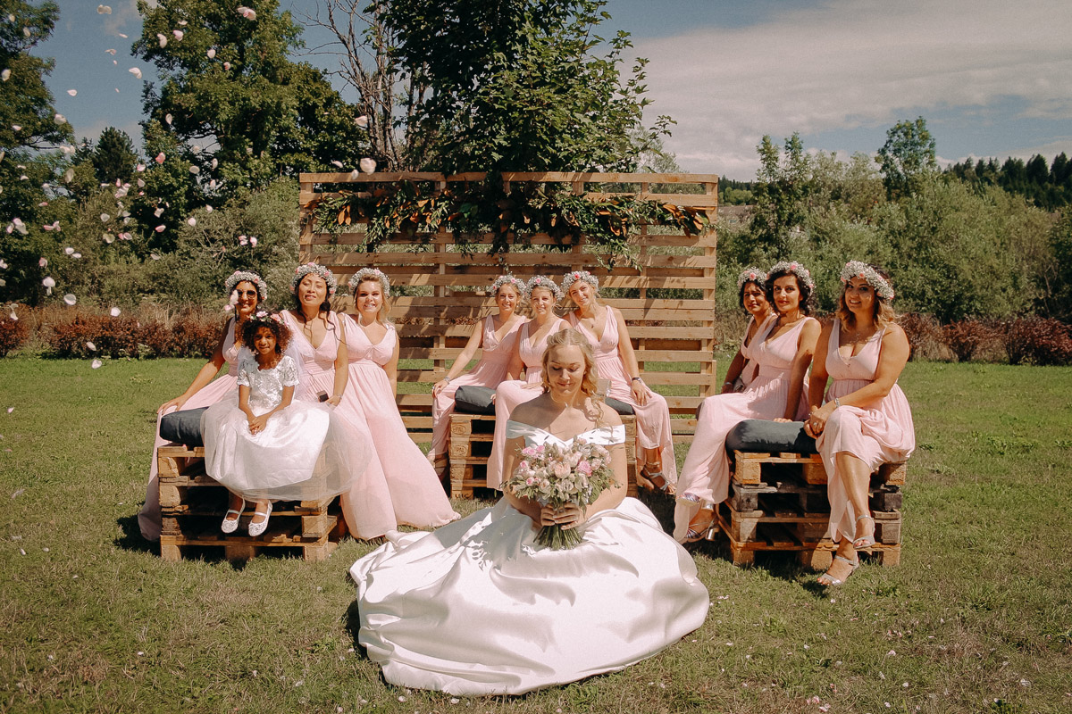 Mariage - Les demoiselles d'honneur et la mariée - Photographe mariage
